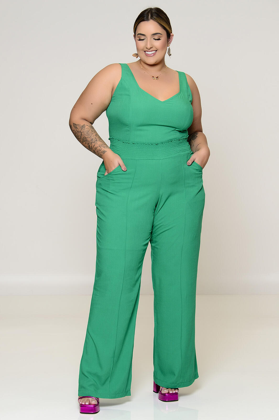Conjunto Plus Size Cropped E Calça Pantalona Verde - Somos GG Moda Feminina Roupas  Plus Size