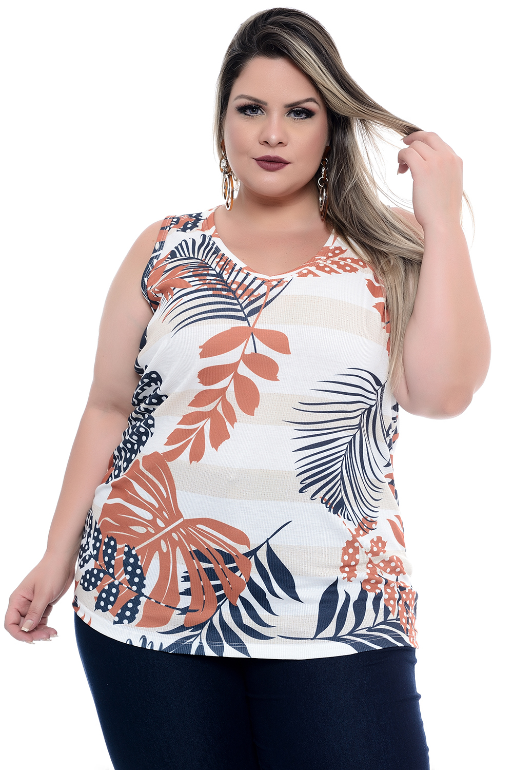 VK Moda Plus Size - Loja virtual - Regatinhas: as peças essenciais que você  precisa ter no armário para entrar no mood do verão! ☀️ Compre a regata  aqui