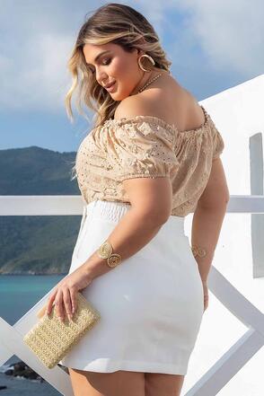 Blusa Ciganinha Plus Size Laise Bege