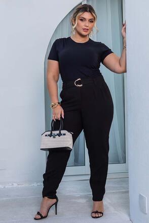 T-shirt Plus Size Pérola - Preto