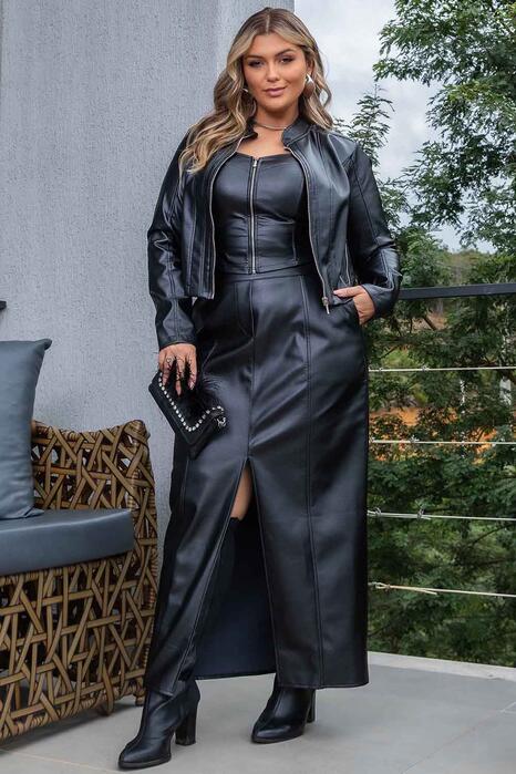 Jaqueta Plus Size em corino com zíper - Preto