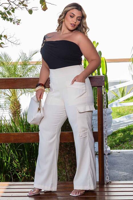 Calça Cargo Plus Size Alfaiataria - Off White