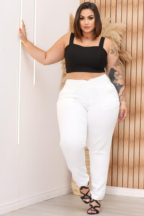 Calça Plus Size Off White Alfaiataria