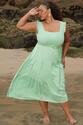 Vestido Plus Size Midi Verde