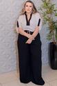 Camisa Plus Size Bicolor Decote V Preta