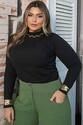 Blusa Plus Size Canelada Com Pregas Preta - Preto