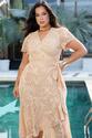 Vestido Plus Size Areia Bordada Bege