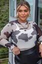 Blusa Plus Size em Tule Estampada Preta